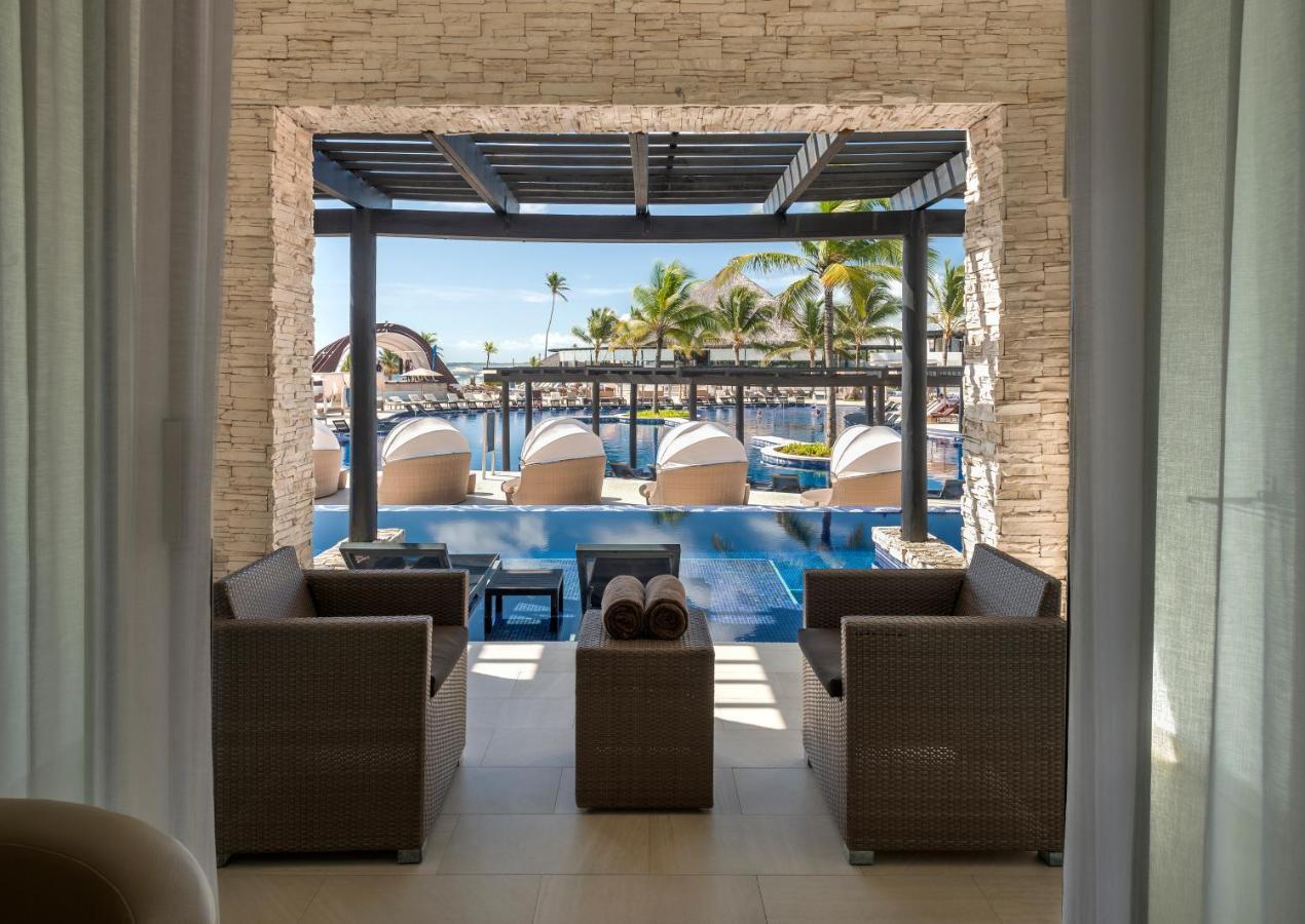 Royalton Chic Punta Cana, An Autograph Collection All-Inclusive Resort & Casino, Adults Only Exterior photo